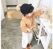 フリースジャケット 長袖 キッズ ベビー 子供服 女の子 男の子 アウター ジップアップ スタンドカラー 立襟 前開き ソリッドカラー もこもこ あったか 暖かい 寒さ対策 防寒 冬 可愛い おしゃれ カジュアル 女児 男児 こども服 普段着 デイリー 外出 お出掛け 通園 通学