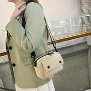 ショルダーバッグ レディース 女性用 鞄 かばん カバン 肩掛け 斜め掛け スクエア コーデュロイ ジッパー ファスナー シンプル 単色 おしゃれ かわいい カジュアル デイリー 普段使い お出かけ メンズ ユニセックス 男女兼用