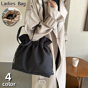 ショルダーバッグ レディース 女性 鞄 カバン かばん 巾着バッグ バッグ 巾着 斜め掛け 肩がけ 無地 単色 シンプル かわいい おしゃれ