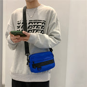 ショルダーバッグ 男女兼用 レディース メンズ ユニセックス カバン 鞄 肩掛け コンパクト 小型 ポケット チャック ジッパー シンプル カジュアル おしゃれ お揃い ペアルック