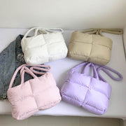 ショルダーバッグ ハンドバッグ 2wayバッグ レディース 女性用 鞄 カバン ダウン風 手提げ 肩掛け 斜め掛け 無地 単色 ファスナー ユニーク お出かけ カジュアル
