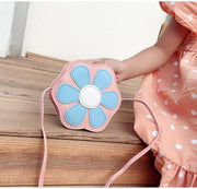 ポシェット ショルダーバッグ 子供用 キッズ 女の子 かばん カバン 斜め掛け 肩掛け 花 フラワー レザー調 可愛い おしゃれ カラフル カジュアル ファスナー 鞄