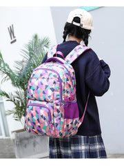 リュックサック キッズ ジュニア 子供用 カバン かばん 女の子 男の子 バックパック カラフル おしゃれ 可愛い 旅行 アウトドア ポケット 肩ひもメッシュ ファスナー おでかけ 遠足 小学生