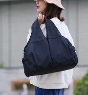 トートバッグ 手提げバッグ レディース 女性 鞄 かばん 肩掛け 防水 大容量 ポケット付き 大きめ ハンドバッグ リボン ファスナー 単色 無地 スポーツバッグ 旅行 通勤 通学 お出かけ 雨の日 カジュアル かわいい おしゃれ キュート シンプル ヘビロテ マザーズバッグ マチあり プレゼント ギフト 黒 ピンク 青