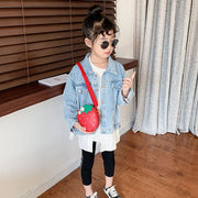 ポシェット ショルダーバッグ キッズ 子ども用 子供用 女の子 男の子 鞄 かばん 小型 小さめ コンパクト イチゴ 苺 フェイクレザー チャック ジッパー ナスカン レッド ピンク ブラック ポップ カジュアル かわいい キュート おしゃれ