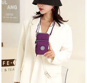 ショルダーバッグ ミニショルダー スマホポーチ ポシェット レディース bag 3ポケット 3連 軽量 コンパクト ファスナー スマートフォン カード 小銭 お札 ウォレット お財布 無地 プリント 柄 肩掛け 斜め掛け