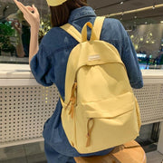 リュックサック デイバック 大容量 レディース 女の子 カバン 鞄 サイドポケット ファスナー 無地 シンプル 学生 通学 カラバリ豊富