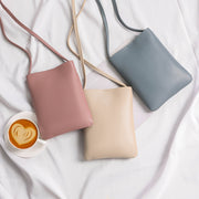ショルダーバッグ ポシェット サコッシュ レディース bag レザー調 スマホポーチ ミニショルダー マグネット開閉 縦長 無地 シンプル 肩掛け 斜め掛け 薄型 ホワイト ピンク ブラウン ブラック ブルー