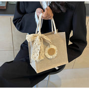 ハンドバッグ スクエア 手持ち 手提げカバン 手提げかばん 小さめ 小ぶり レディース 女性 婦人 お出かけ お買い物 マルシェバッグ ランチバッグ 鞄 カバン おしゃれ かわいい フラワー 花 ナチュラル カジュアル デイリー 普段使い