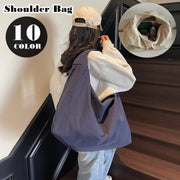 ショルダーバッグ 肩掛け鞄 レディース 女性 メンズ 男性 ユニセックス 男女兼用 お揃い ペアルック カバン 大容量 大きめ チャック ファスナー シンプル カジュアル シック クール かっこいい おしゃれ 通学 通勤 ショッピング お出かけ レジャー トラベル 旅行