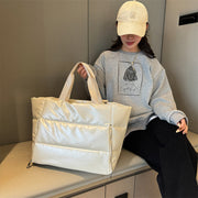 2wayバッグ トートバッグ ショルダーバッグ ヨガバッグ 鞄 レディース 女性用 カバン キルティング 大容量 肩掛け 斜め掛け 手提げ ファスナー 乾湿分離ポケット付き 防水 旅行 フィットネス ジム スポーツ トラベル