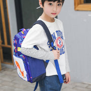 リュックサック バックパック 子供用 幼児 キッズ 通学 幼稚園 遠足 恐竜 可愛い フロントポケット ファスナー チェストベルト ズレ防止 迷子ひも付き