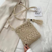 ミニショルダーバッグ バッグ サコッシュ レディース 女性 斜め掛け スマホポーチ ポシェット おしゃれ シンプル ミニバッグ 肩掛け カジュアル
