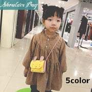 ショルダーバッグ バッグ 鞄 キッズ 子供 斜め掛け ミニサイズ コンパクト ポシェット 小さめ アニマル 動物 かわいい キュート 肩かけ カジュアル お出かけ