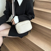 ミニショルダーバッグ ポシェット レディース PUレザー メイクポーチ 小物入れ スマホ収納 斜めがけ 肩掛け 大容量 横型 自立