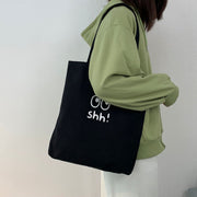 トートバッグ 手提げバッグ 手提げカバン レディース 女性 メンズ 男女兼用 鞄 肩掛け キャンパス生地 イラスト入り プリント入り 大容量 シンプル カジュアル かわいい お出かけ 通学 黒 オフホワイト