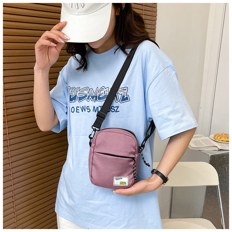 ミニショルダーバッグ スマホポーチ レディース シンプル ロゴ 軽量 商品画像4