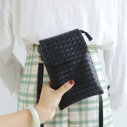 ショルダーバッグ スマホポーチ ミニショルダー ポシェット 縦長 レディース bag レザー調 編み込み イントレチャート 斜め掛け 肩掛け ブラック 黒
