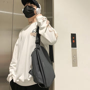 ボディバッグ ワンショルダー 肩掛け 斜め掛け メンズ 男性 鞄 ショルダーバッグ ファスナー シンプル カジュアル お洒落 お出かけ 普段使い かばん カバン 紳士用 ギフト 贈り物 父の日