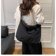 2wayバッグ ショルダーバッグ ハンドバッグ トートバッグ レディース 女性 軽量 大容量 斜めがけ 手提げ 肩掛け マザーズバッグ A4 無地 シンプル 便利 ブラック 黒 ベージュ