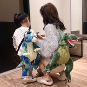 リュックサック 恐竜型 キッズ 子供用 男の子 女の子 バッグ かばん きゅうりゅう ダイナソー かっこいい かわいい