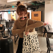 トートバッグ レディース 女性用 鞄 カバン ニット 豹柄 ヒョウ柄 アニマル柄 片掛け お出かけ お買い物 おしゃれ