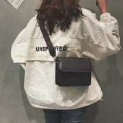 ショルダーバッグ カバン 鞄 バッグ レディース 女性 小物収納 収納 小物入れ 携帯入れ スクエア 肩掛け 斜め掛け シンプル カジュアル おしゃれ