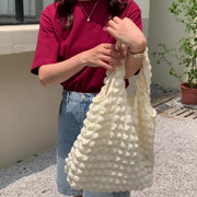 トートバッグ ポップコーンバッグ ワッフル風 立体感 凸凹 レディース 女性 婦人 鞄 カバン エコバッグ 単色 ストライプ しましま 肩掛け かわいい もこもこ おしゃれ ガーリー シンプル カラバリ豊富 通学 通勤 お出かけ 買い物 散歩 ベージュ 黒 ピンク 黄 青 緑 紫