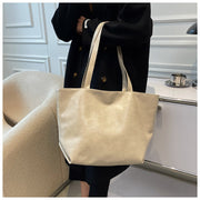 トートバッグ ショルダーバッグ 肩掛け 手提げ カバン かばん レディース 女性用 無地 レザー調 大きめ 大容量 たっぷり ファスナー おしゃれ シンプル 通勤 通学 鞄 ブラック カーキ ブラウン
