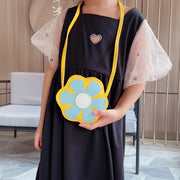 ポシェット ショルダーバッグ ミニバッグ キッズ 子供 女の子 鞄 カバン 肩掛け 斜め掛け ファスナー フラワー 花 コンパクト 小さめ かわいい キュート ナチュラル おしゃれ ガーリー お出かけ お買い物