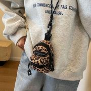 ネックショルダー ポーチ ミニ 財布 コンパクト バッグ メンズ レディース 首掛け 肩掛け 男女兼用 ネックポーチ ミニバッグ ミニポーチ 吊り下げ 首下げ ヒョウ柄 かっこいい おしゃれ ミニ 小物入れ ブラック 黒 カジュアル ヒョウ柄 レオパード カウ アニマル