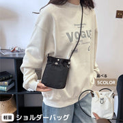 ショルダーバッグ レディース 女性 かばん カバン ミニショルダー ポシェット 巾着風 スマホショルダー 斜め掛け 肩掛け 無地 ブラック ホワイト 軽量 コンパクト シンプル カジュアル かわいい おしゃれ 婦人 鞄