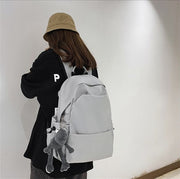 リュックサック デイパック 男女兼用 男性 女性 大容量 カジュアル おしゃれ 無地 シンプル お揃い 学生 社会人 通学 通勤