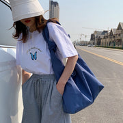 ショルダーバッグ 肩掛けバッグ レディース 女性 婦人用 鞄 かばん ナイロン 無地 単色 シンプル おしゃれ かわいい 大きめ 大容量 エレガント 上品 大人女子 きれいめ お出かけ 普段使い 通勤 通学