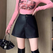 ショートパンツ キュロットパンツ レザー調 フェイクレザー レディース 女性 ボトムス 短パン ハイウエスト 無地 シンプル おしゃれ 可愛い カジュアル
