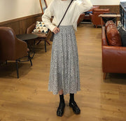 ロングスカート レディース 女性 ボトムス マキシ丈 ロング丈 Aライン フレア ウエストゴム 総柄 花柄 フラワー 大きいサイズあり かわいい キュート カジュアル フェミニン ガーリー 婦人服