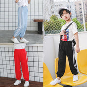 ロングパンツ 長ズボン ジャージ キッズ 子供服 ジュニア ボトムス ウエストゴム 裾ゴム サイドライン スポーティ おしゃれ カジュアル シンプル ベーシック 定番 着回し ヘビロテ お出かけ 運動 赤 黒 青 黄 紫 緑 ピンク