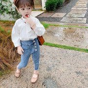 ロングパンツ キッズ 子ども服 女の子 男の子 ボトムス スリム 9分丈 デニム ジーパン ジーンズ カットオフ アシンメトリー フレイドヘム 切りっぱなし ダメージ加工 長ズボン ハイウエスト 着回し ブルー 青 カジュアル おしゃれ ポケット 通園 通学 小学生 着替え 普段着 ガールズ 女児 ボーイズ 男児 95 100 105 115 120 130