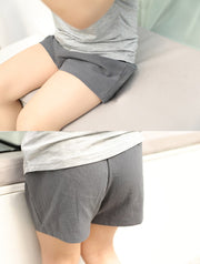 ショートパンツ 短パン 半ズボン キッズ ベビー 子供服 子ども服 女の子 男の子 男女兼用 ユニセックス ボトムス ショート丈 ゴムウエスト 無地 シンプル カジュアル 可愛い キュート かわいい おしゃれ 普段着 通園 通学 夏