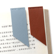 ブックマーク 2個セット しおり 文房具 レザー調 フェイクレザー シンプル かわいい おしゃれ ブックマーカー 読書 本 雑誌 挟む