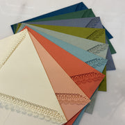 封筒 レター用品 手紙用品 紙物雑貨 文房具 横長 長方形 レース模様 無地 ブルー ピンク オフホワイト フェミニン ガーリー エレガント 可愛い キュート おしゃれ