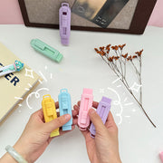 消しゴム スライド式 スティック型 カッター型 カラー 色付き かわいい キッズ 子供 大人 文房具 文具 便利 青 ピンク 日用品