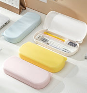 ペンペース 筆箱 箱型 ボックス型 仕切り付き スクエア 角丸 文房具 筆記用具 プラスチック おしゃれ かわいい 分類 整理 収納 小物入れ 小学生 中学生 高校生 大学生 ステーショナリー