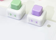 穴あけパンチ 1穴パンチ 5mm 単穴 小型 パンチ ミニサイズ コンパクト 事務用品 文具 ハンディ 紙用 ファイリング かわいい