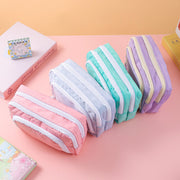 ペンケース 筆箱 女の子 男の子 子供 大人 高校生 学生 筆入れ 筆記用具入れ 文房具入れ 小物入れ 収納 ファスナー ネット 大容量 かわいい おしゃれ