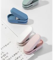 穴あけパンチ 1穴パンチ 単穴 小型 パンチ ミニサイズ コンパクト 事務用品 文具 ハンディ 紙用 ファイリング かわいい