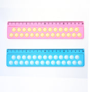 定規 20cm プッシュポップ付き キッズ 子供 シリコンプラスチック 文房具 ものさし ルーラー 学習用品 小学生 学校 筆箱 シンプル 気分転換