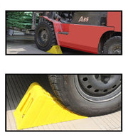 タイヤ止め タイヤストッパー 同色2個セット ランダム2個セット 車止め カー用品 タイヤ ストッパー ホイールストッパー 車輪止め 駐車場 坂道