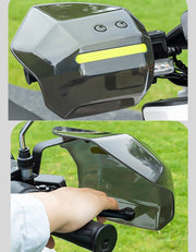 ハンドルガード ナックルガード ハンドガード バイク用 スクーター用 バイク用品 ハンドルカバー ハンドカバー 雨除け 風よけ 防寒 防護 反射テープ付き バイザー