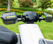 ハンドルガード ナックルガード ハンドガード バイク用 スクーター用 バイク用品 ハンドルカバー ハンドカバー 雨除け 風よけ 防寒 防護 反射テープ付き バイザー